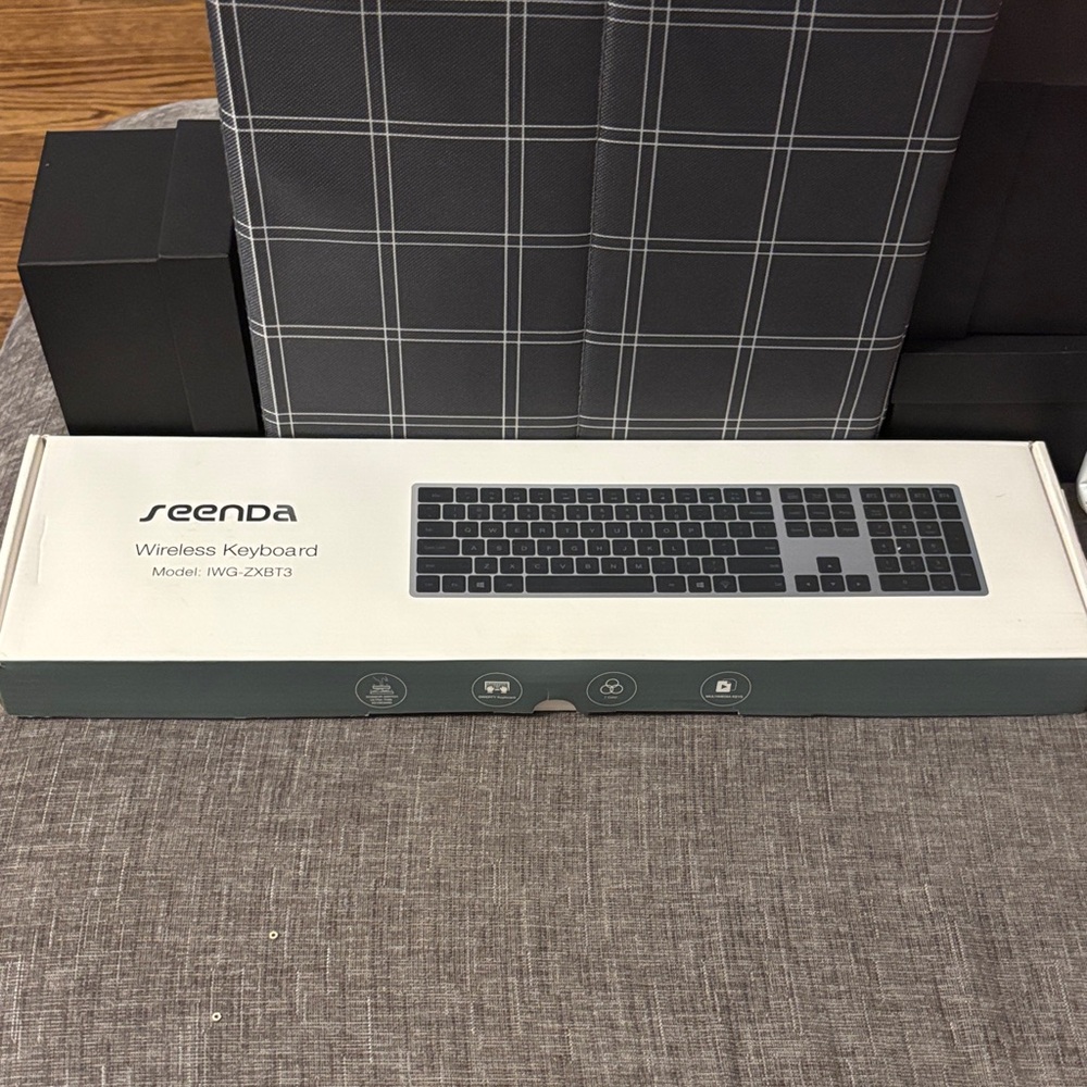 Wireless Keyboard - Black